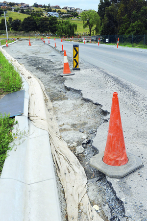 A contractor dispute has left the intersection of Pakenham Road and Syme Road in a ‘disgraceful’ state.