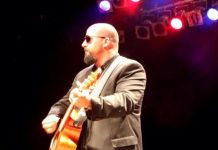 Country royalty tours