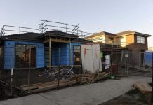 Burglars prey on building sites