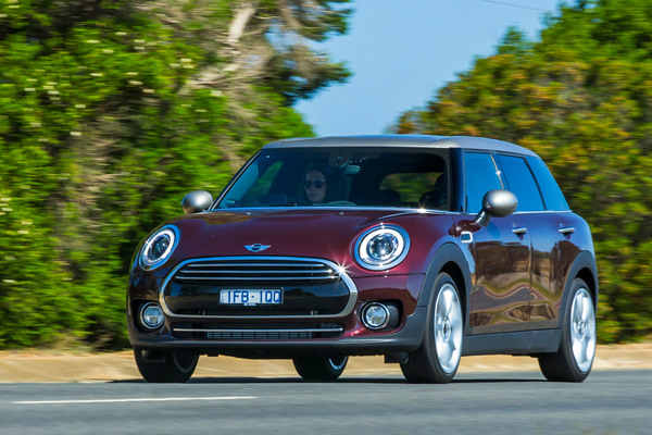 MiniClub_151806_01.jpg