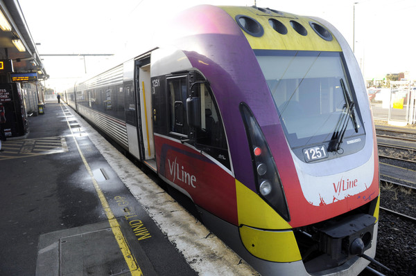 VLINE_142481_03.jpg