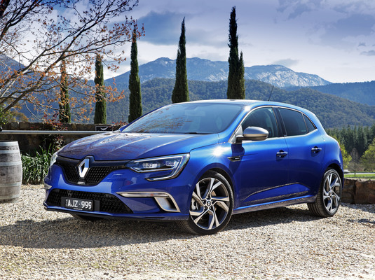 Renault_164618_01.jpg
