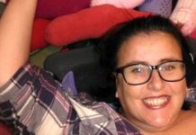 Art Show socks it to them