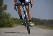 Cyclists face phone fines