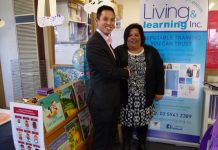 Reading sets mums on the right path