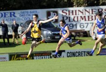 Tight tussle goes Stringrays’ way