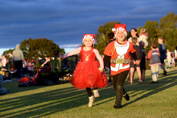 Pakcarols_163038_01.JPG