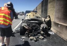 Car fire on the Monash