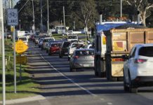 Lane closures on Thompsons Road