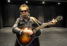 Hey, Mr Tambourine Man