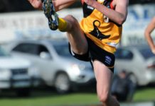 Rays surge past Chargers