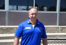 Eagles’ main man signs on