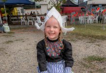 Dutch pride covers Akoonah