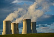 Monash debates nuclear bid