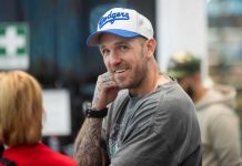 Black and white Swan swoops into Celebrity Ink