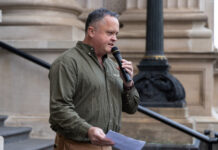 Casey denies waste-station conflict