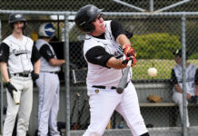 Pakenham poised to pounce