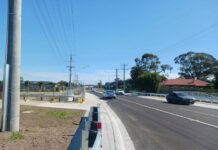 Racecourse Road back open