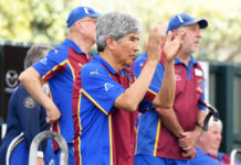 Thirsty Lions trade blows