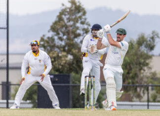 Finals race heats up with Cougars on the brink of big upset