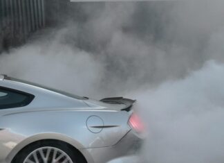 Former detectives warn of bikie gangs ‘intimidation tactic’